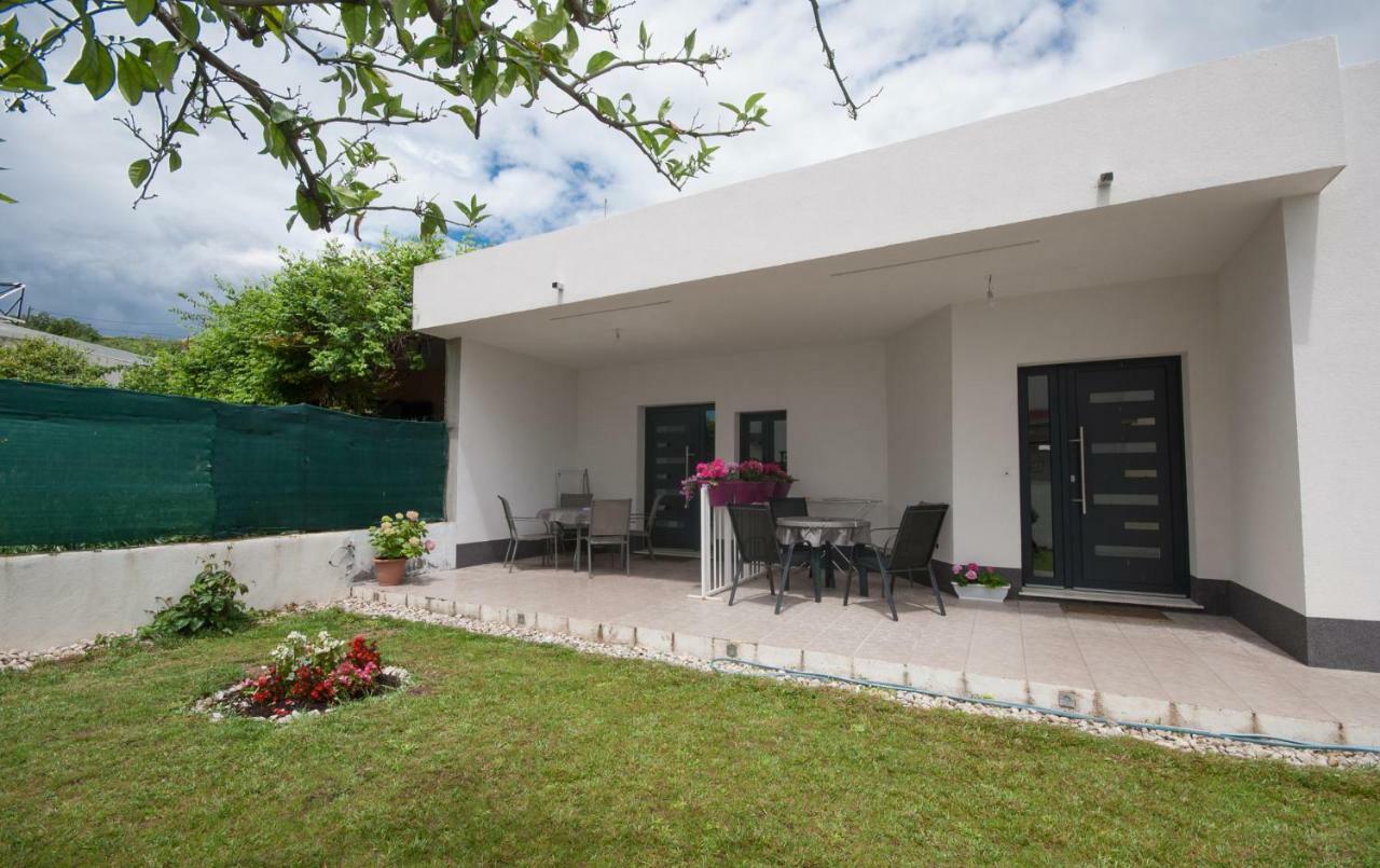 ספליט Apartments Ivano מראה חיצוני תמונה